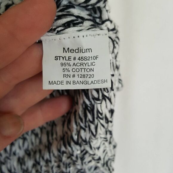 Quinn sweater  - Picture 4 of 5